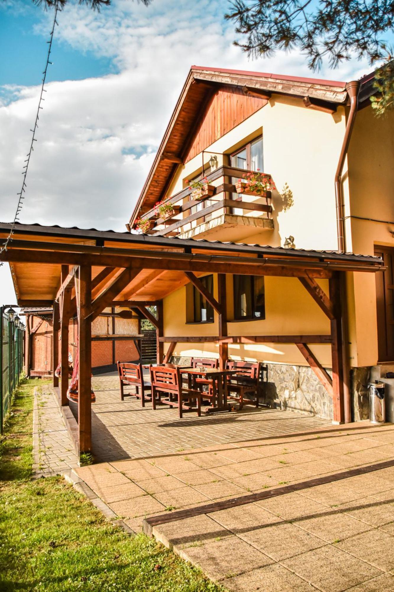 Villa Casa Georgea Săcele Exterior foto